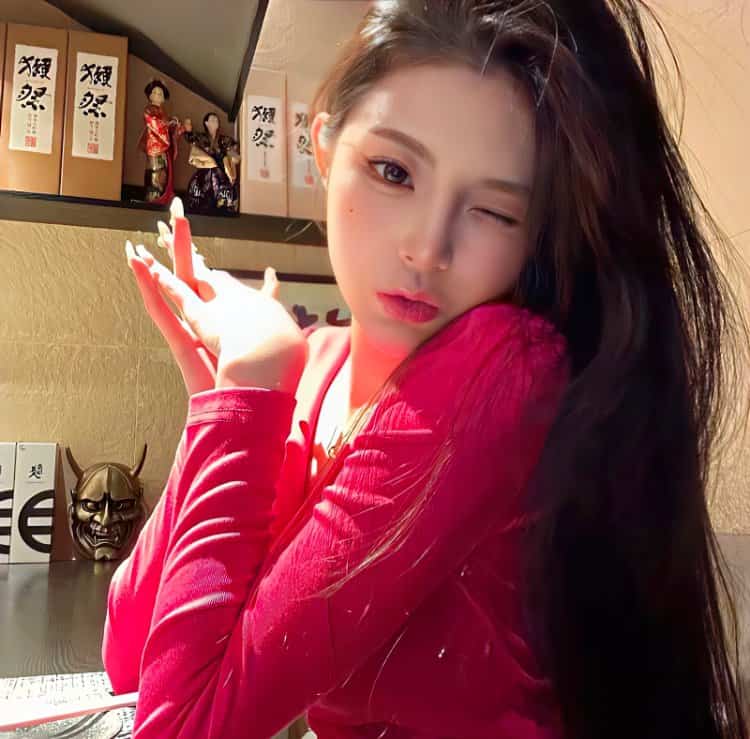 综艺节目亲子互动温馨时光家庭关系和谐展现美好